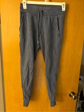 Lululemon- women’s Jogger Sweatpants - Comfortable Drawstring Pants